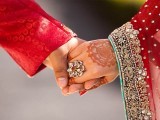 شادی پر تعلیم ، سماجی رتبے اور آمدنی کا اثر بھی پڑتا ہے،ماہرین فوٹو: فائل